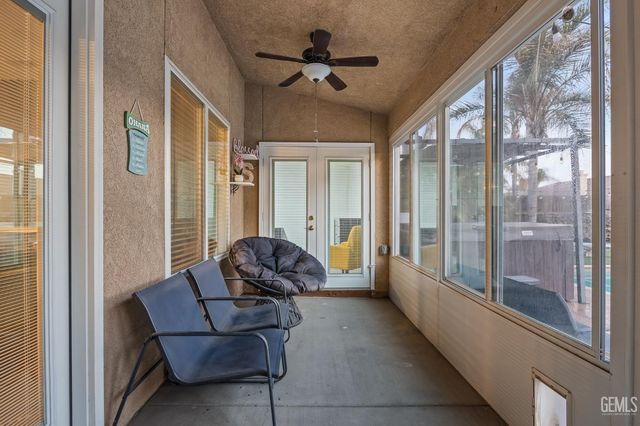 1051 W Pepper Drive, Hanford, CA 93230