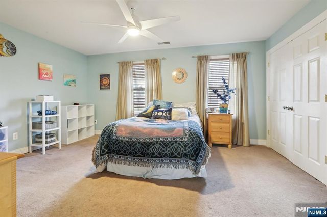 49 Boonton Avenue, Kinnelon Borough, NJ 07405