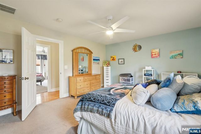 49 Boonton Avenue, Kinnelon Borough, NJ 07405