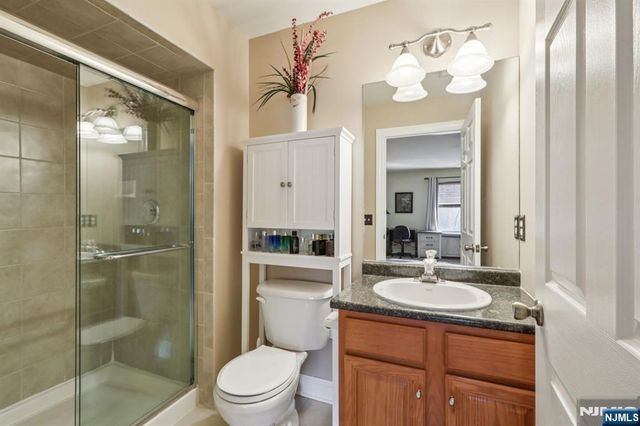 49 Boonton Avenue, Kinnelon Borough, NJ 07405