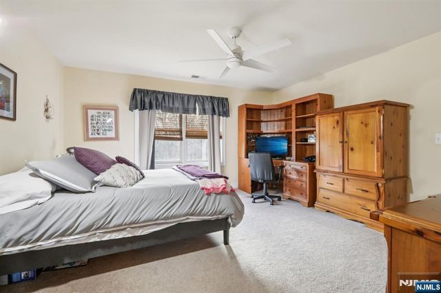 49 Boonton Avenue, Kinnelon Borough, NJ 07405