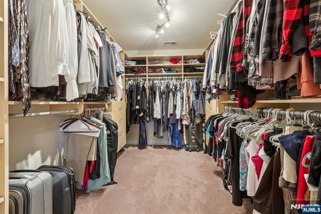 49 Boonton Avenue, Kinnelon Borough, NJ 07405