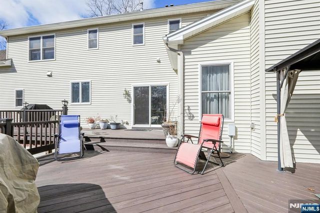 49 Boonton Avenue, Kinnelon Borough, NJ 07405