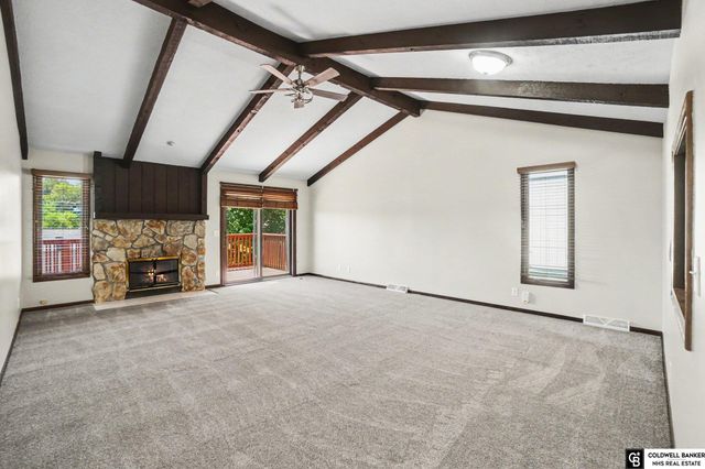 1858 N 93 Court, Omaha, NE 68114