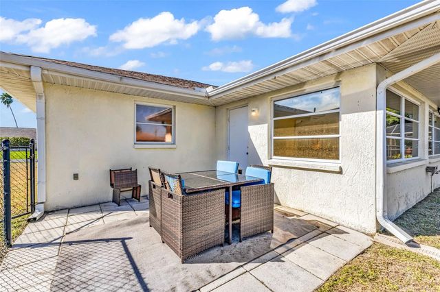 285 MARK TWAIN LANE, Rotonda West, FL 33947