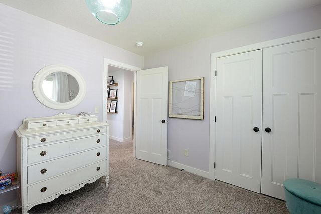 431 2nd Avenue S, Kindred, ND 58051