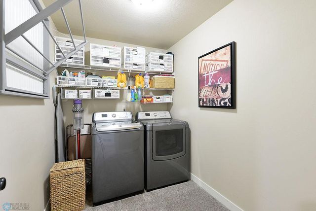 431 2nd Avenue S, Kindred, ND 58051