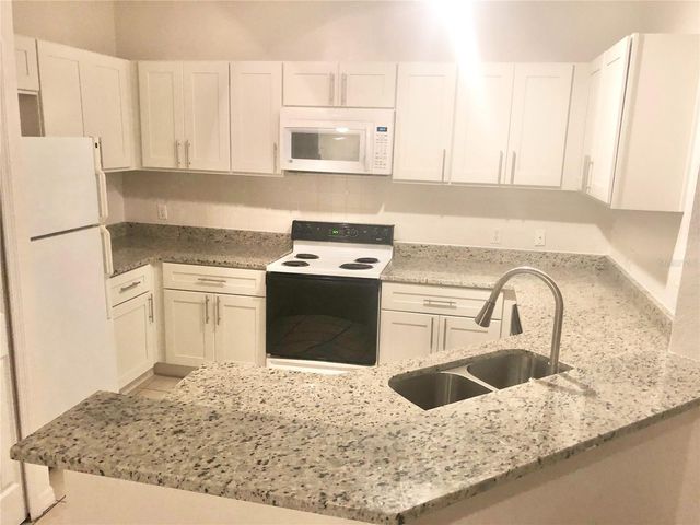 2640 LEGACY VILLAS DRIVE, Maitland, FL 32751