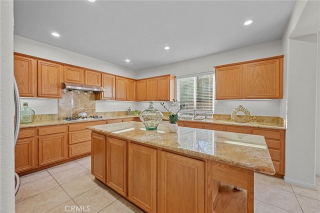 9 Preston, Irvine, CA 92618
