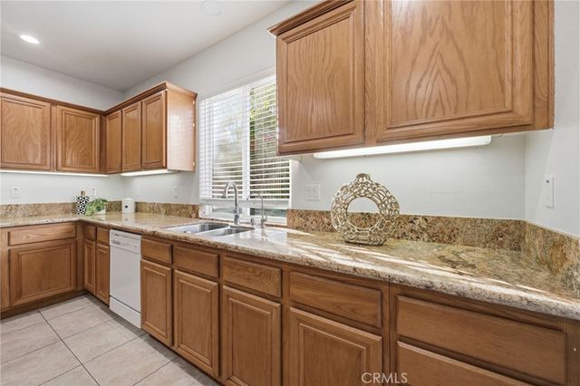 9 Preston, Irvine, CA 92618