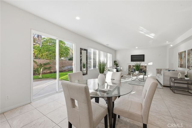 9 Preston, Irvine, CA 92618