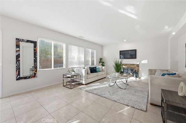 9 Preston, Irvine, CA 92618