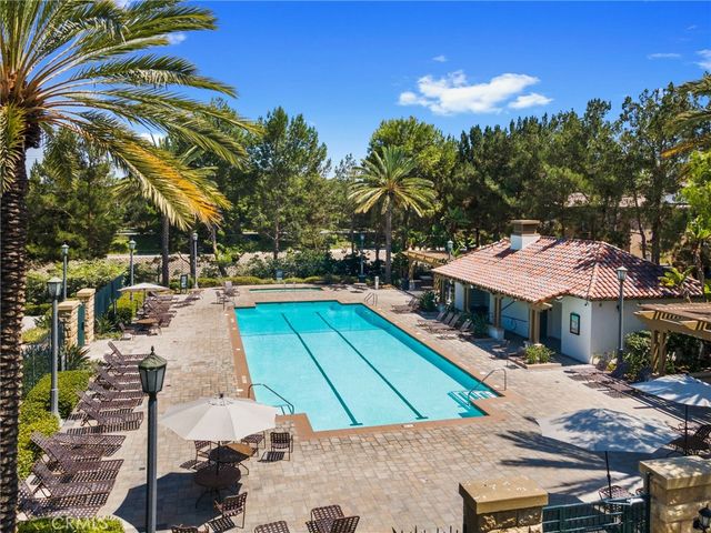 9 Preston, Irvine, CA 92618