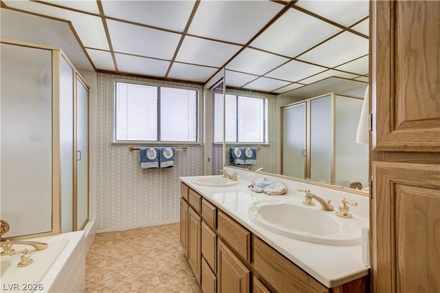 1751 East Reno Avenue 105, Las Vegas, NV 89119