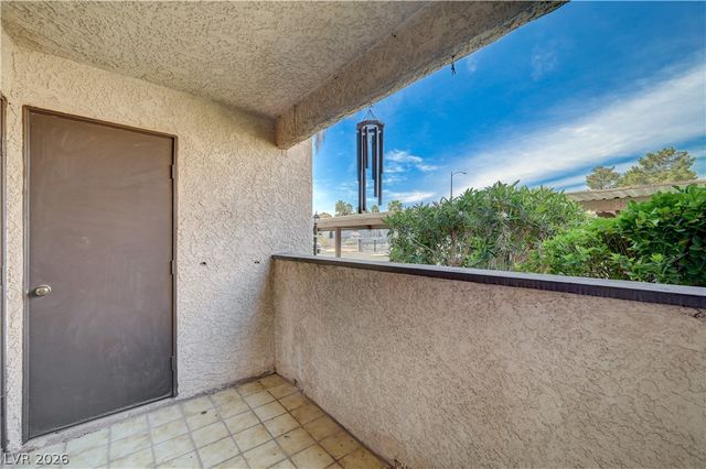 1751 East Reno Avenue 105, Las Vegas, NV 89119