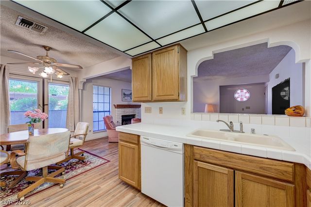 1751 East Reno Avenue 105, Las Vegas, NV 89119