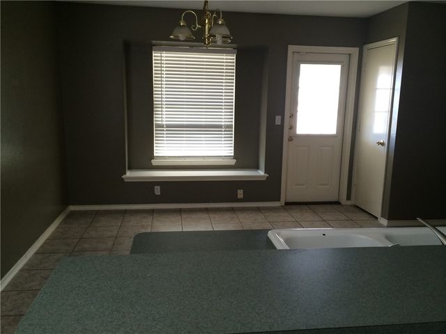 1705 Overland, Corpus Christi, TX 78410