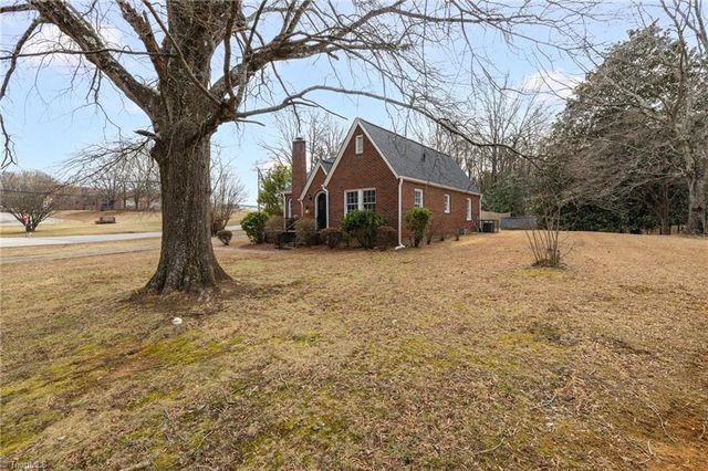 1200 Center Church Road, Eden, NC 27288