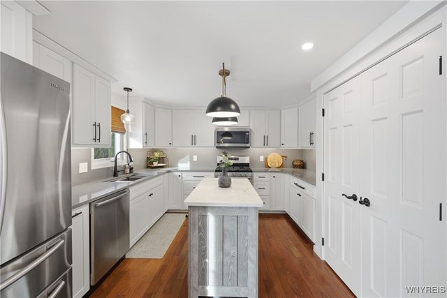 56 Deerchase Road, West Seneca, NY 14224