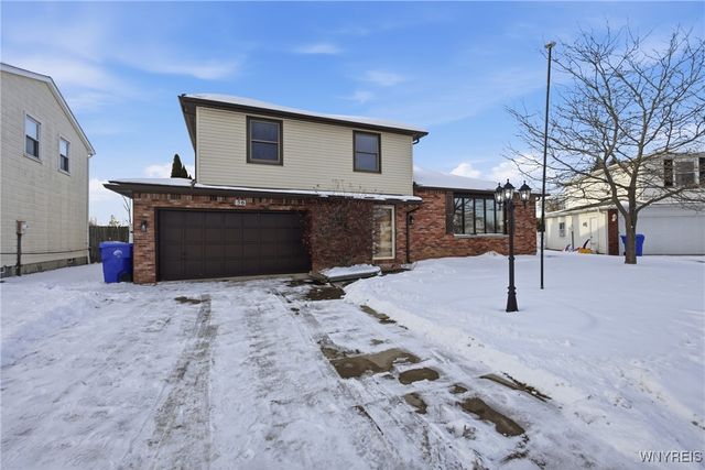 56 Deerchase Road, West Seneca, NY 14224