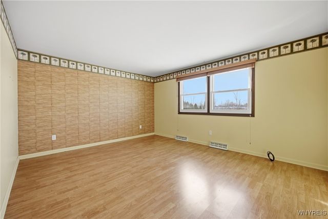 56 Deerchase Road, West Seneca, NY 14224