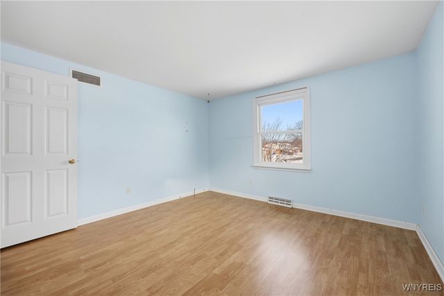 56 Deerchase Road, West Seneca, NY 14224