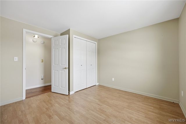 56 Deerchase Road, West Seneca, NY 14224