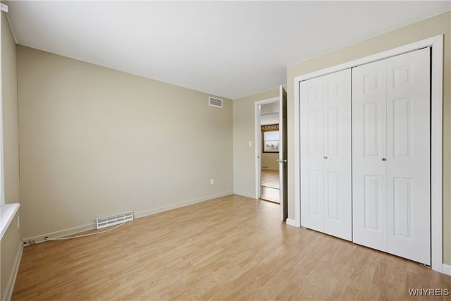 56 Deerchase Road, West Seneca, NY 14224