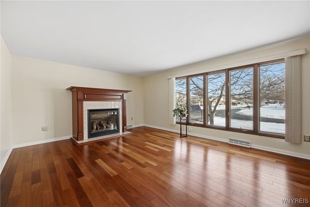 56 Deerchase Road, West Seneca, NY 14224