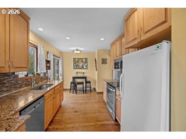 1607 23RD Ave, Forest Grove, OR 97116