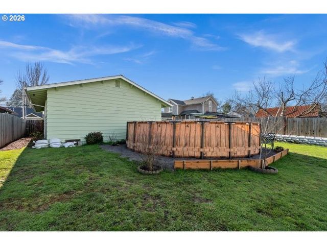 1607 23RD Ave, Forest Grove, OR 97116