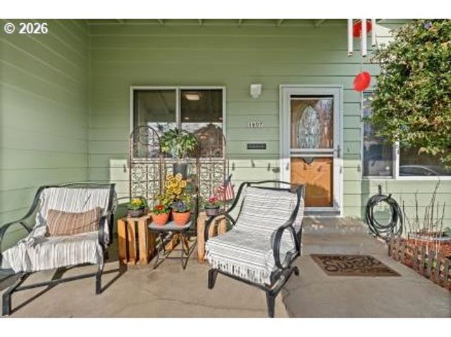 1607 23RD Ave, Forest Grove, OR 97116