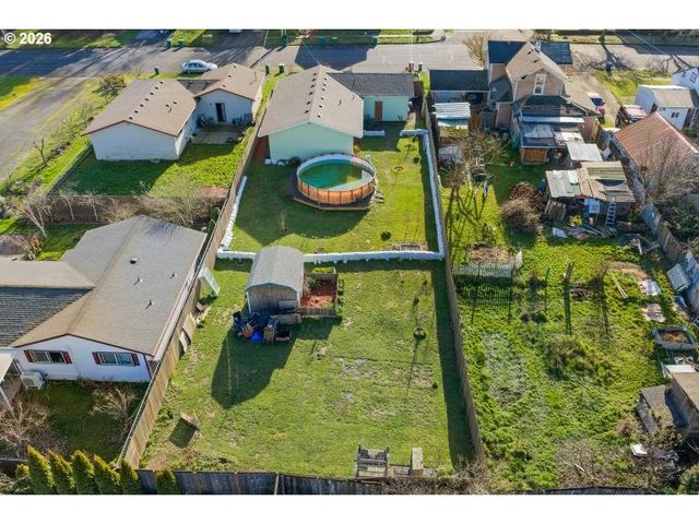 1607 23RD Ave, Forest Grove, OR 97116