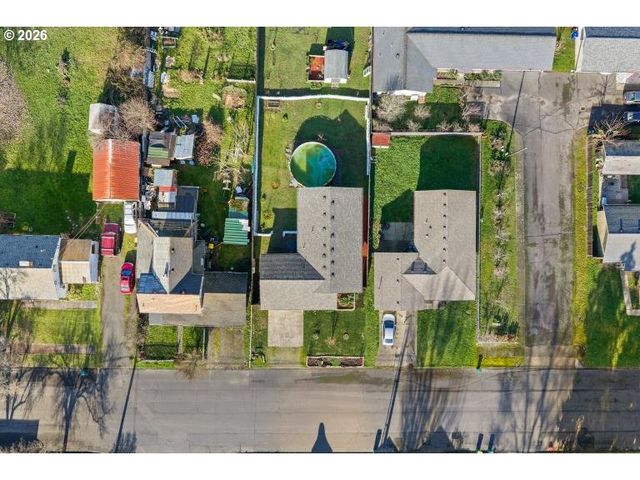 1607 23RD Ave, Forest Grove, OR 97116