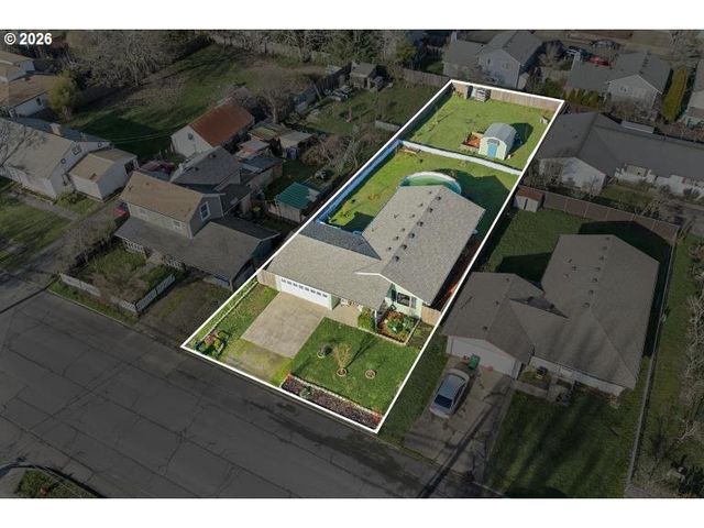 1607 23RD Ave, Forest Grove, OR 97116