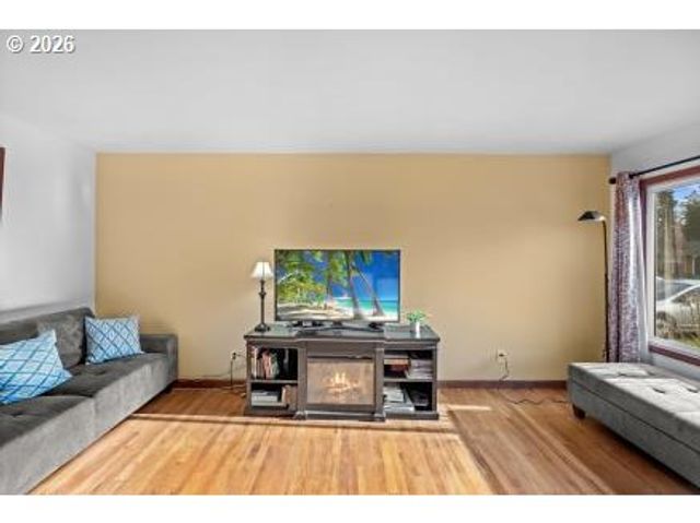 1607 23RD Ave, Forest Grove, OR 97116