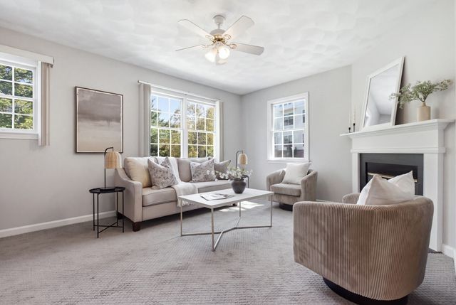 252 Albion St 24, Wakefield, MA 01880