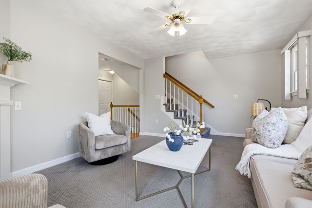 252 Albion St 24, Wakefield, MA 01880