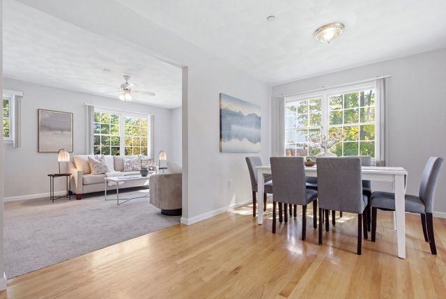 252 Albion St 24, Wakefield, MA 01880