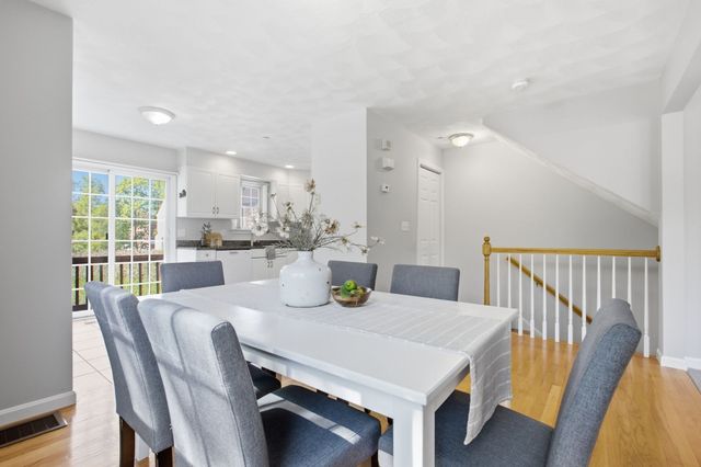 252 Albion St 24, Wakefield, MA 01880