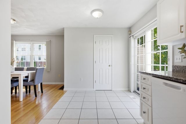 252 Albion St 24, Wakefield, MA 01880