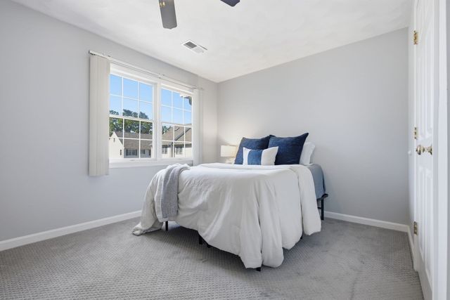 252 Albion St 24, Wakefield, MA 01880