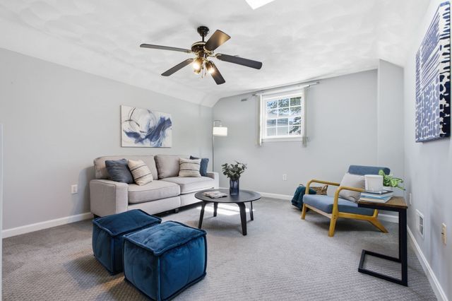 252 Albion St 24, Wakefield, MA 01880