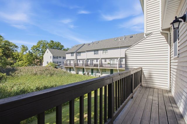 252 Albion St 24, Wakefield, MA 01880