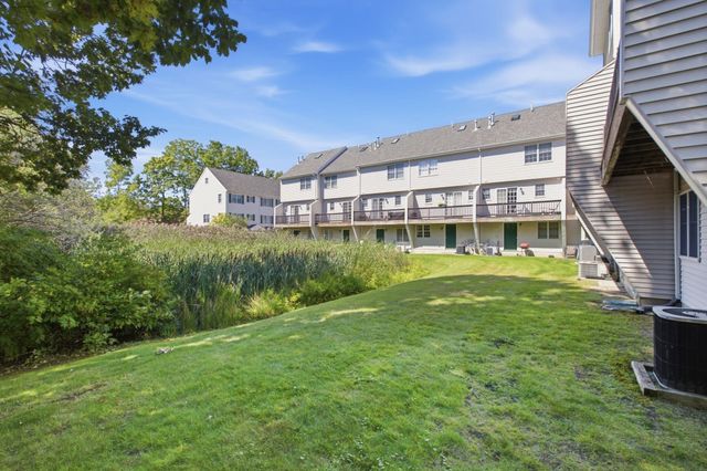 252 Albion St 24, Wakefield, MA 01880