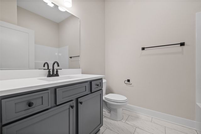 1911 NE Pine Lake Circle, Ankeny, IA 50021