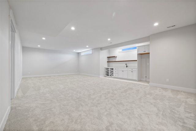 1911 NE Pine Lake Circle, Ankeny, IA 50021