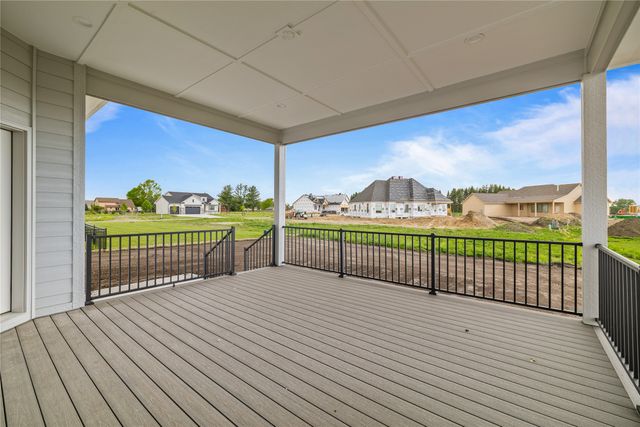 1911 NE Pine Lake Circle, Ankeny, IA 50021