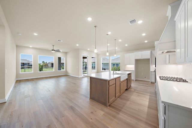 14915 Lake Par Circle, Willis, TX 77318