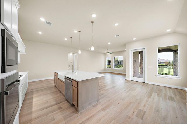 14915 Lake Par Circle, Willis, TX 77318